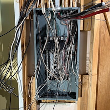 Cracked-Service-Entrance-Cable-200-Amp-Service-Replacement-Center-Valley-PA 4